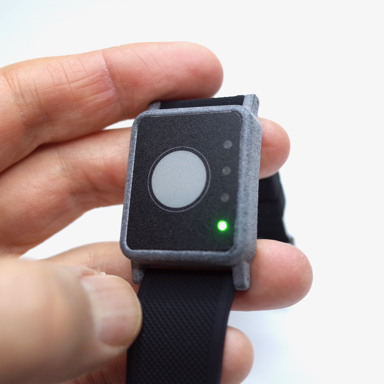 Safe and Sound Micro - Hand 1